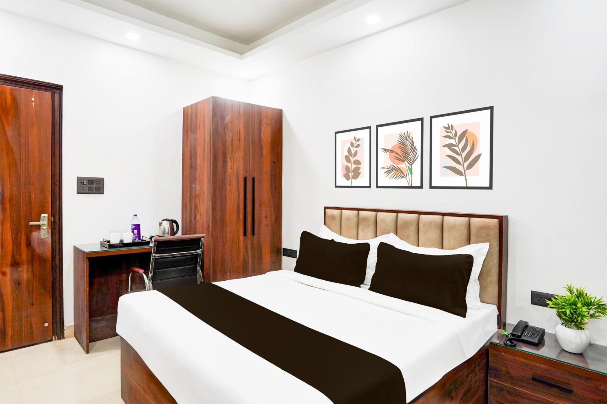 Super Collection O 63 A Noida Hotel ภายนอก รูปภาพ